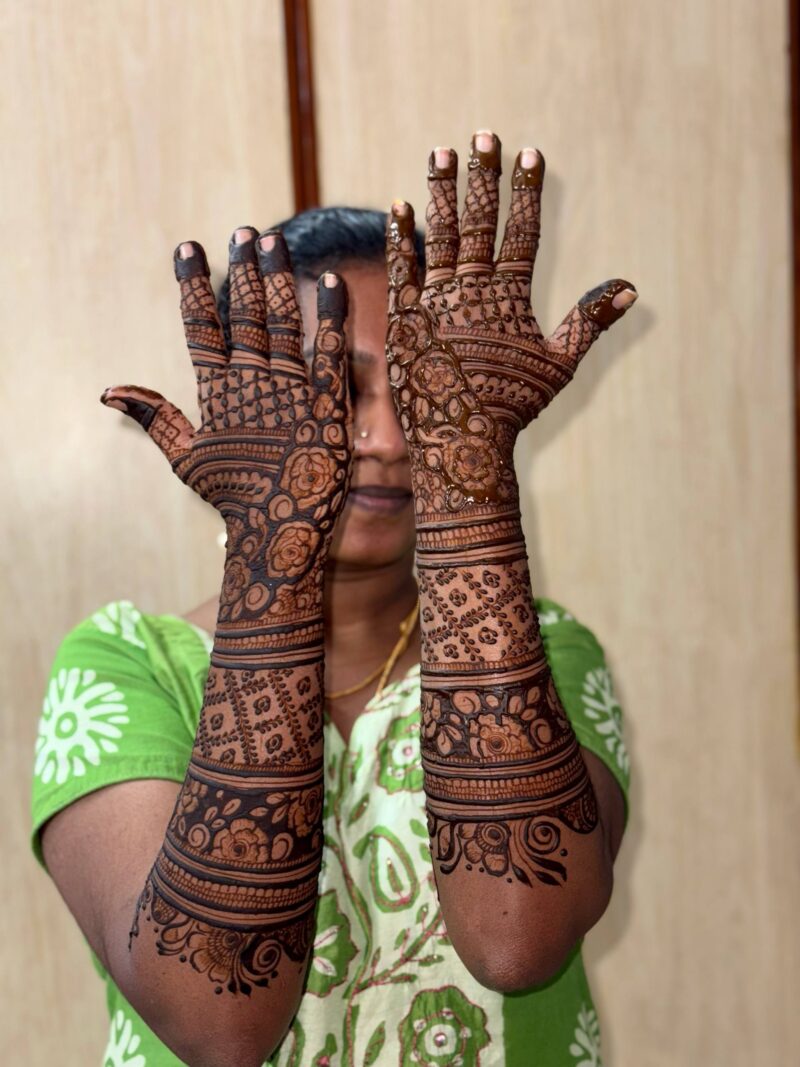 photo_5_2025-08-08_19-14-24 Elegant Bridal Mehandi with Peacock & Hanging Jhumkas Bridal Mehandi Design